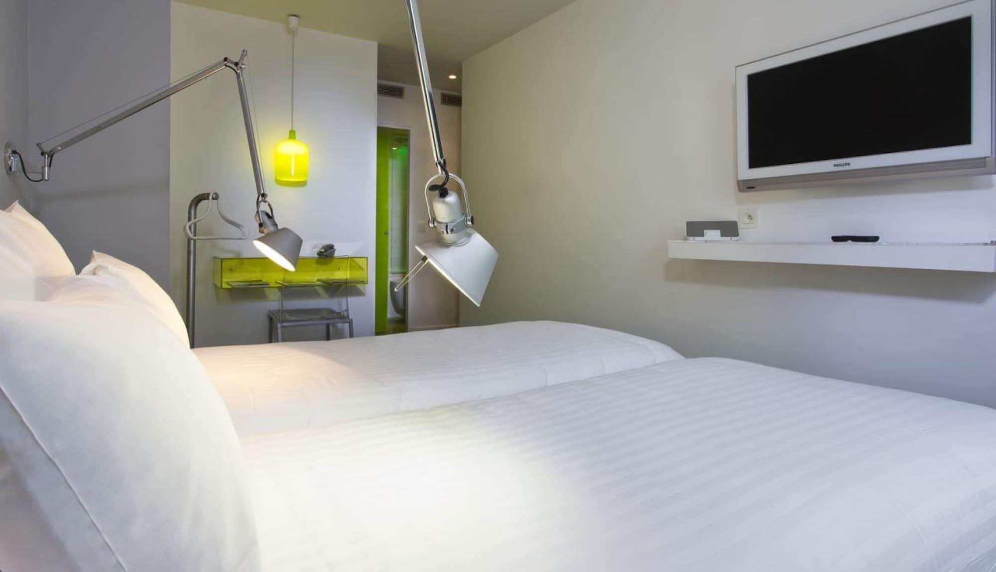 Color Design Hotel Paris Eksteriør billede